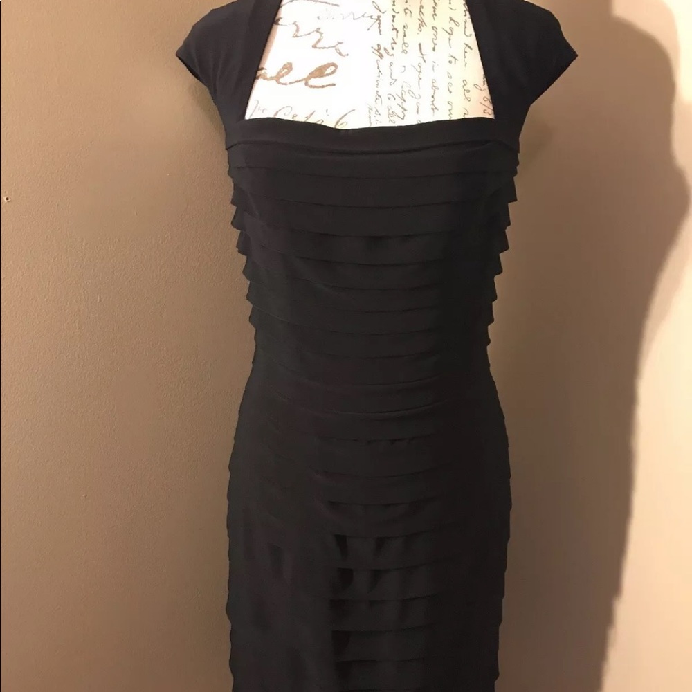 LAUREN RALPH LAUREN BODYCON DRESS